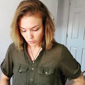 Meet your Posher, Brianna